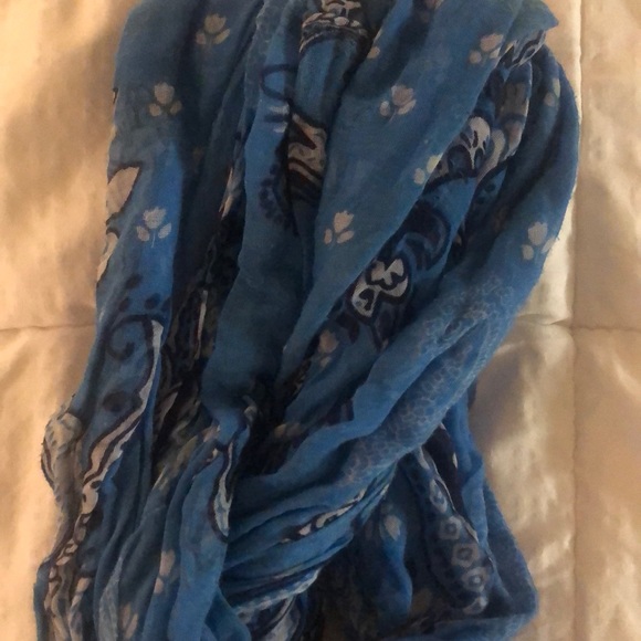 Blue Infinity Scarf - Picture 3 of 3